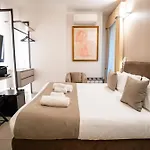 Cicerone's Luxury Pensión