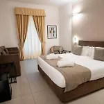 Cicerone's Luxury 4* Roma