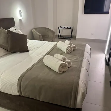 Cicerone's Luxury Gæstehus