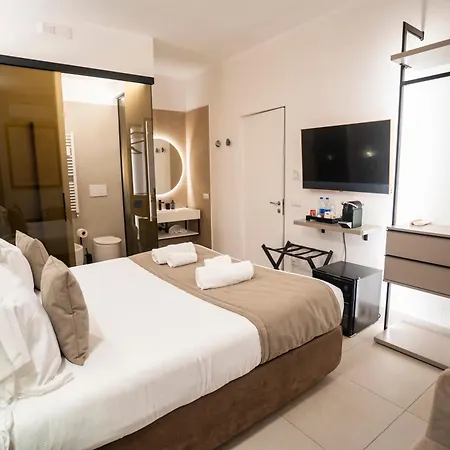 Cicerone's Luxury 4* Roma